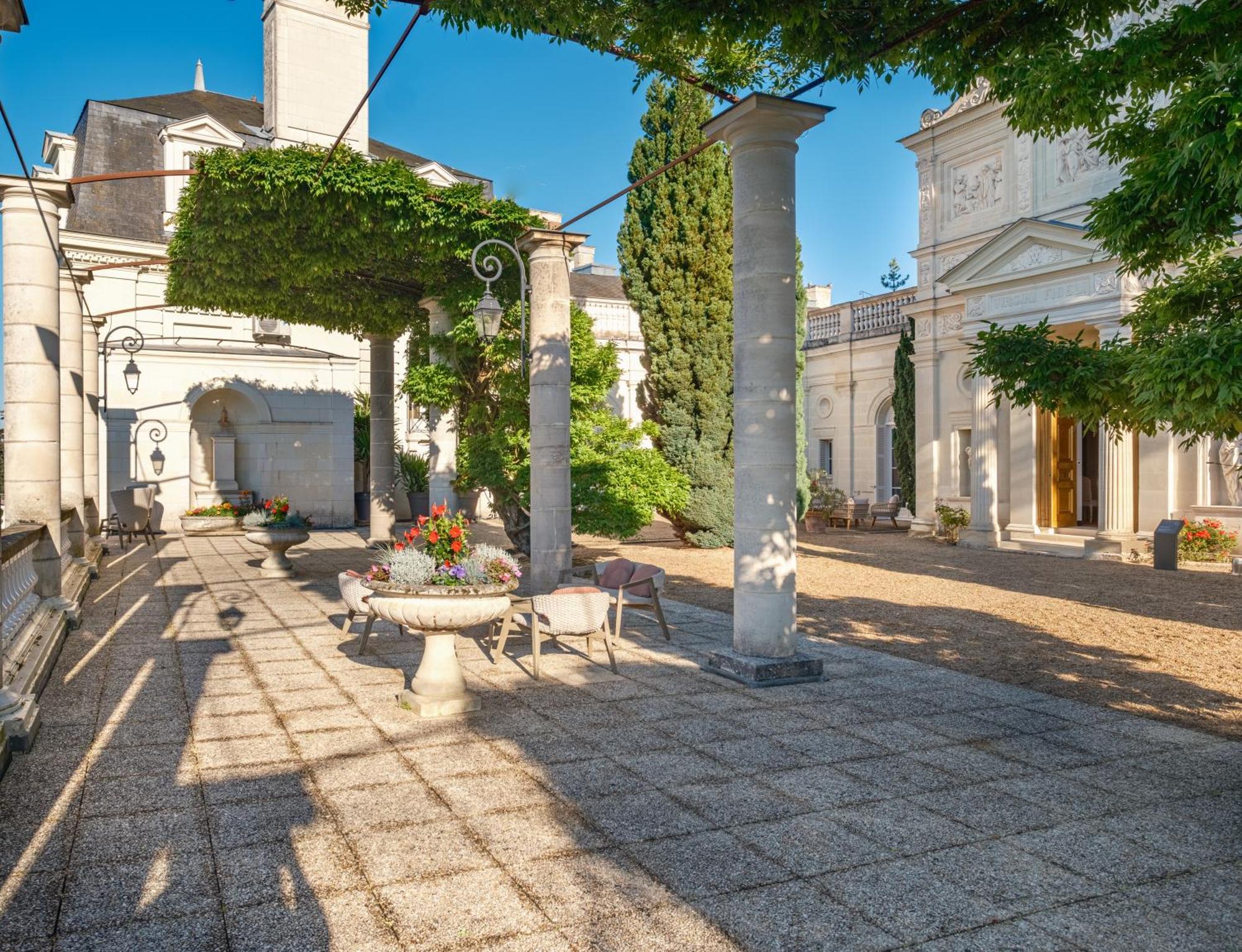 Saint-Patrice Chateau De Rochecotte מראה חיצוני תמונה